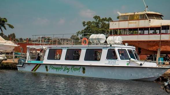 Boat cruise on the Victoria Nile (3 of 5)
