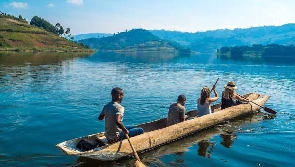 Moments at Lake Bunyonyi