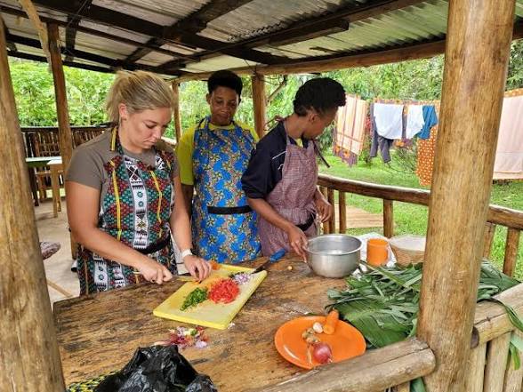 Homestay experience with local families (3 of 4)