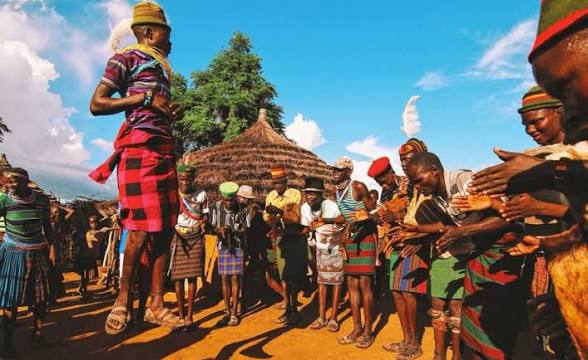 Karamojong cultural experience (4 of 5)