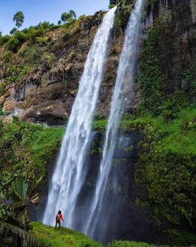 Moments at Sipi Falls (8 of 9)